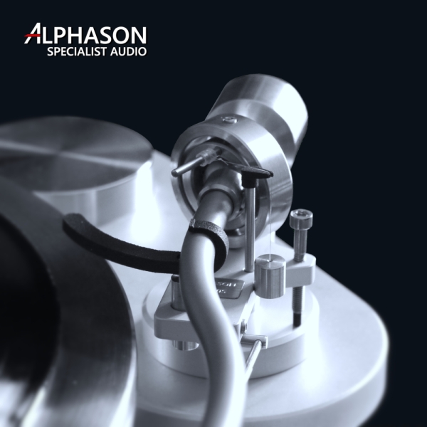 Alphason Audio to showcase the HR-200S-AZ Reference Tonearm With Azimuth Adjust at the UK Audio Show.