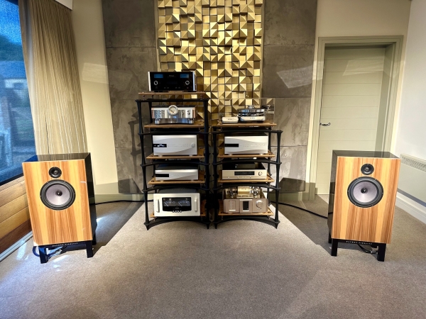 HiFi Lounge to demo the whole DeVore Orangutan Range of loudspeakers at the UK Audio Show next month